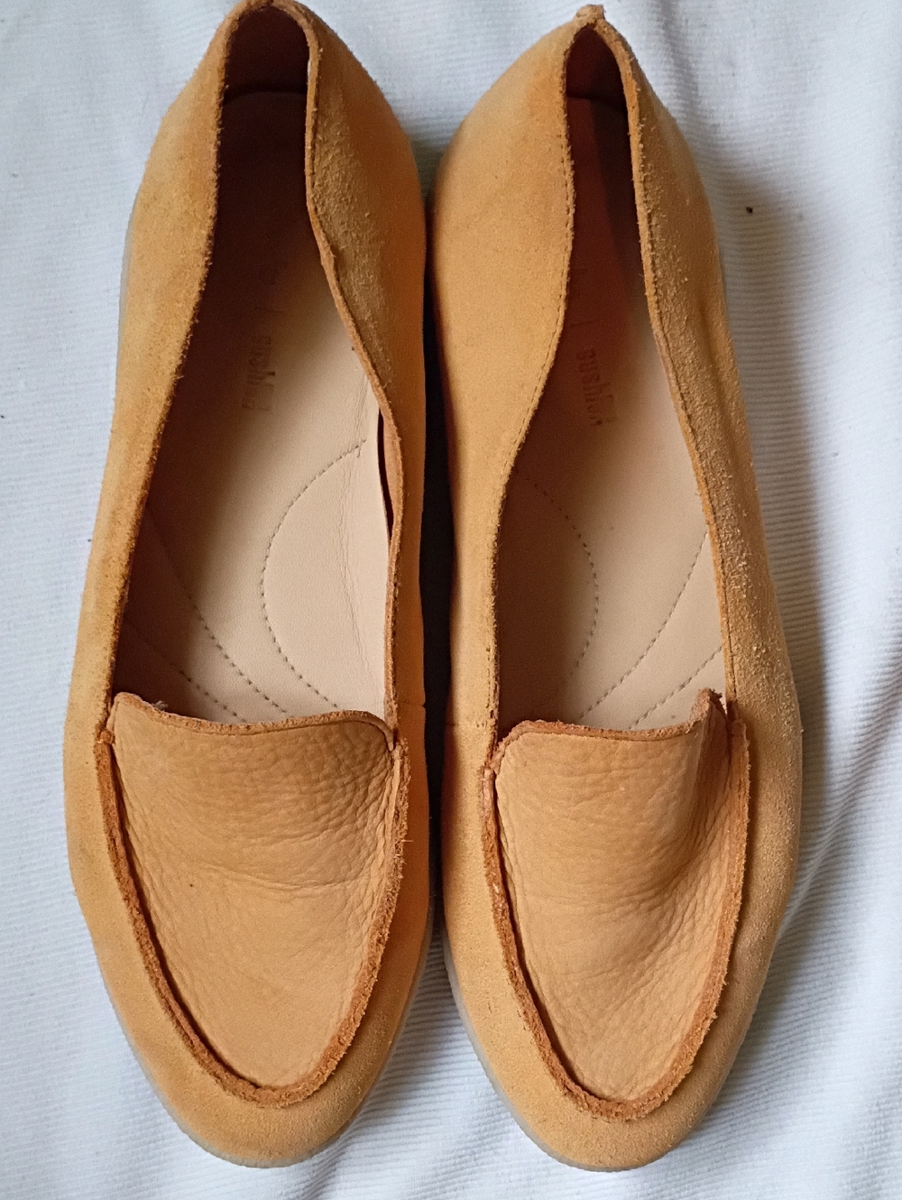 Clark's Cushion Thick Tan Suede Loafers - Picture 4 of 10